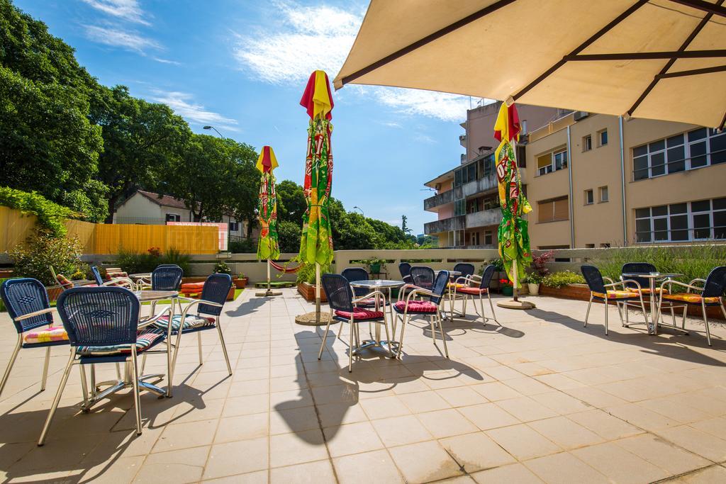 Crazy House Hostel Pula Exterior foto